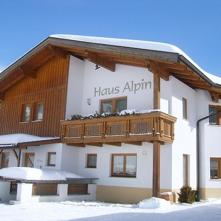 Haus Alpin Apartments Pettneu am Arlberg Eksteriør bilde
