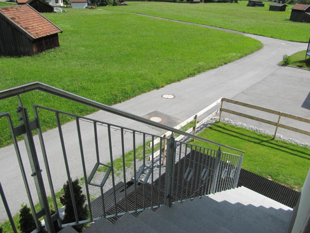 Haus Alpin Apartments Pettneu am Arlberg Rom bilde
