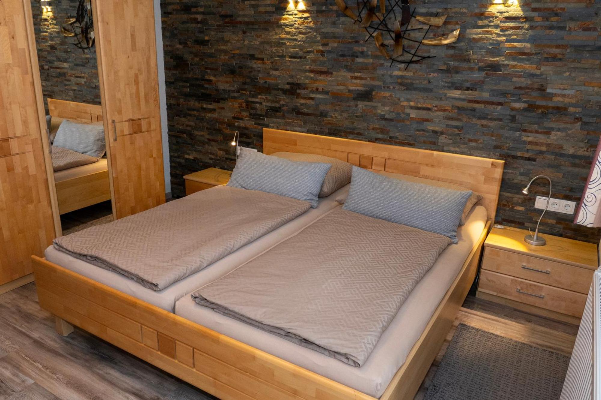 Haus Alpin Apartments Pettneu am Arlberg Eksteriør bilde
